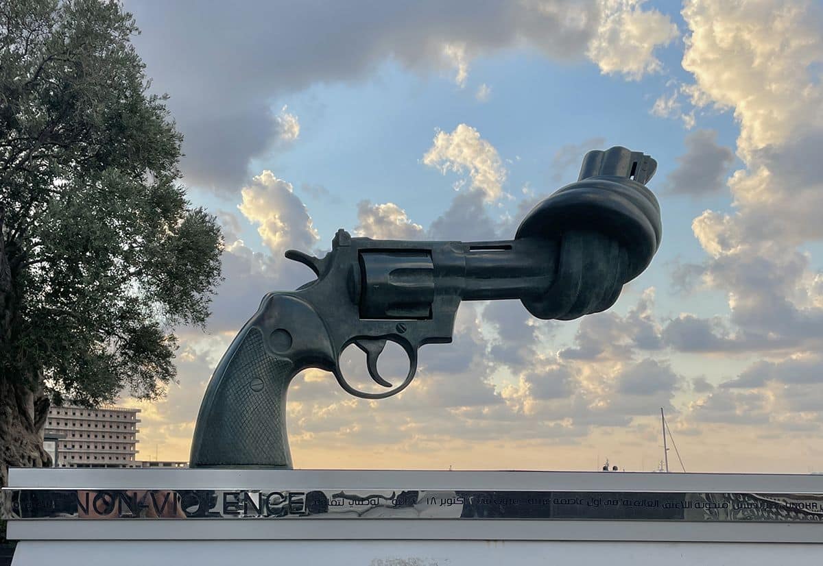 escultura beirut