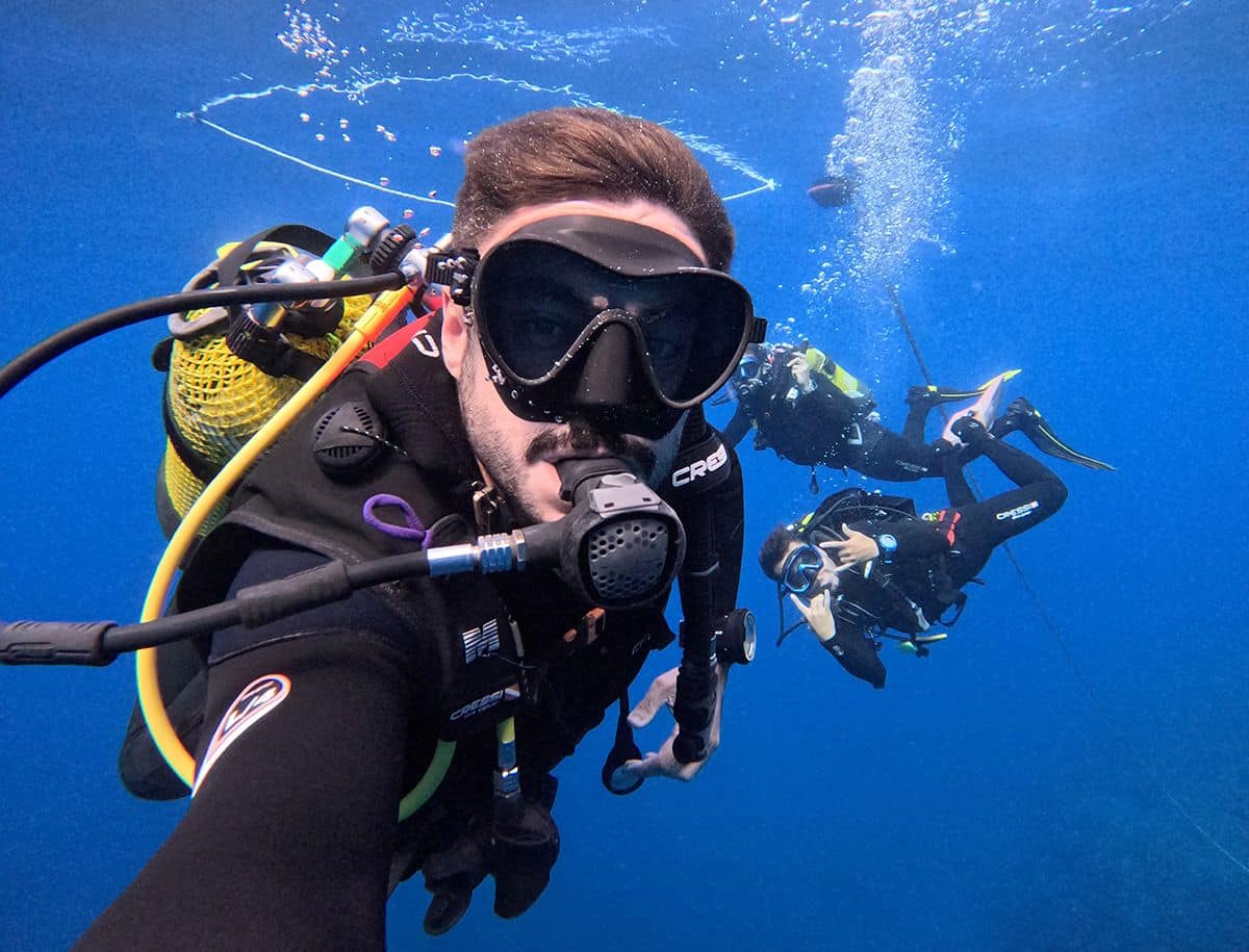 bucear en el hierro