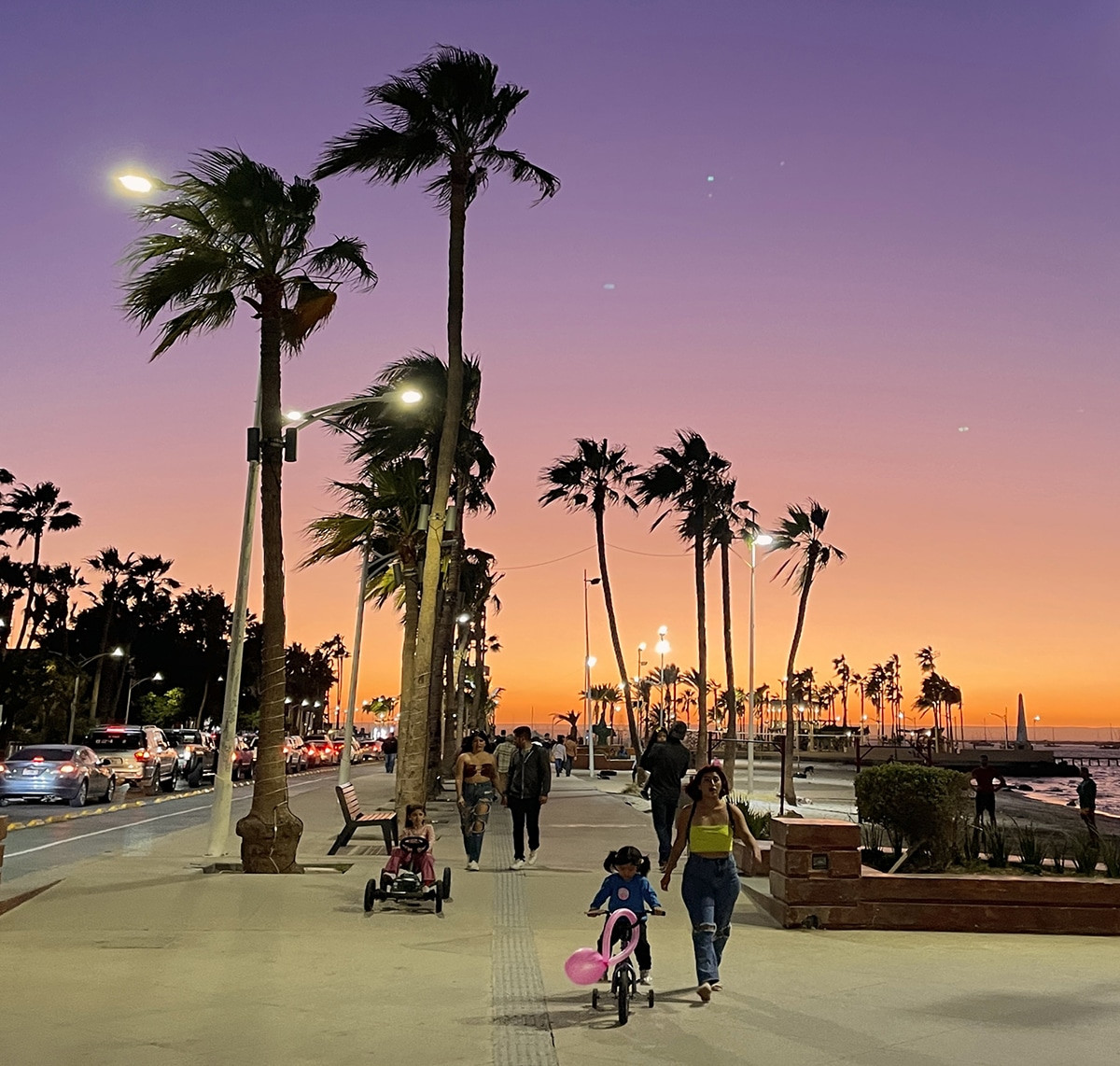 malecon en la paz baja california sur