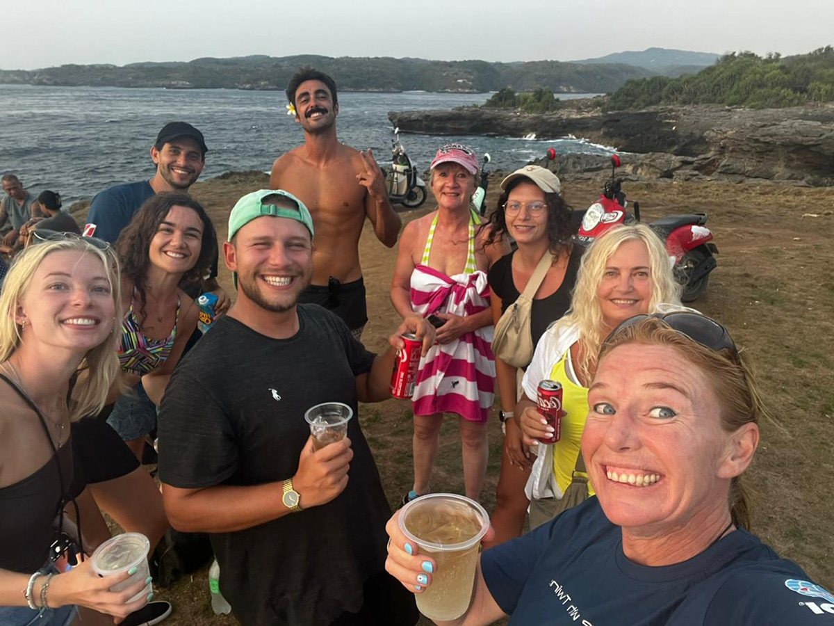 grupo nusa lembongan