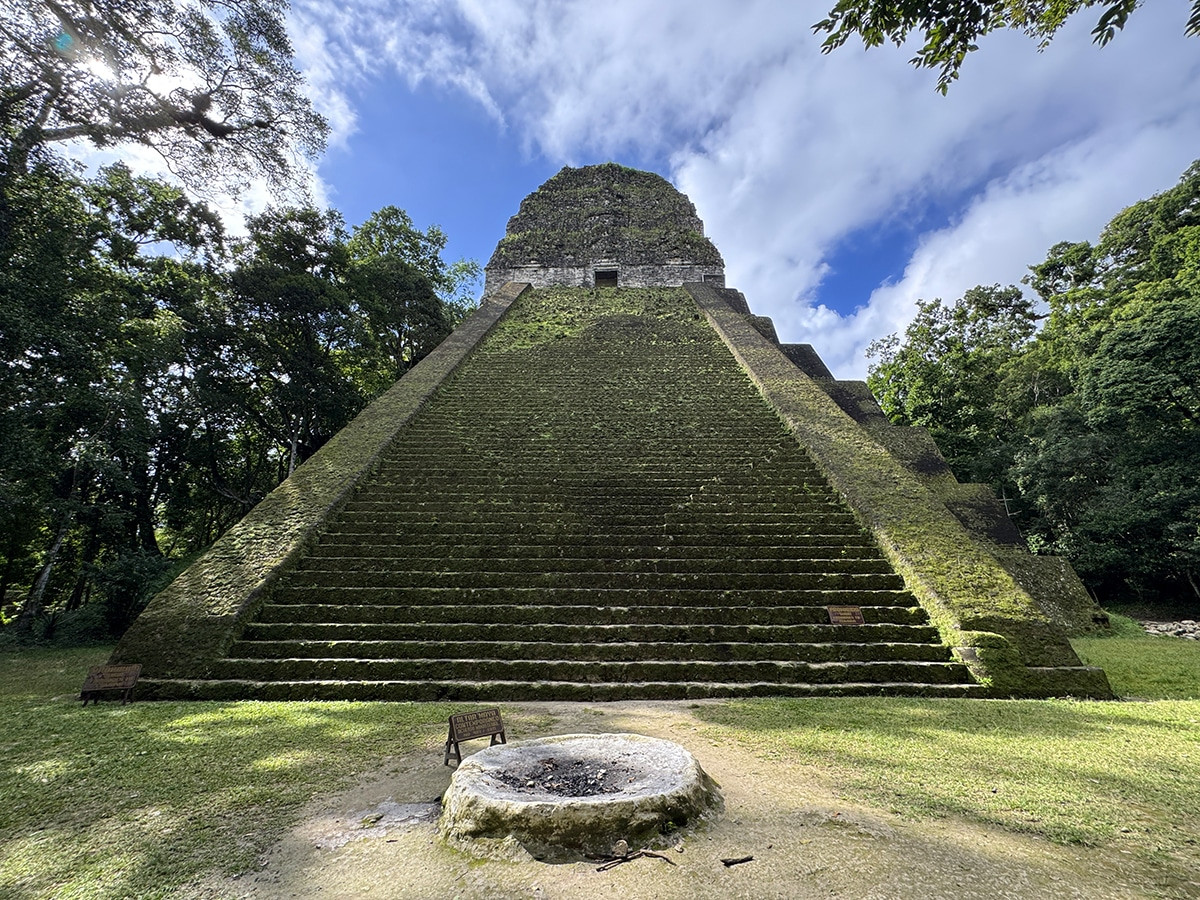 como visitar tikal desde flores por libre