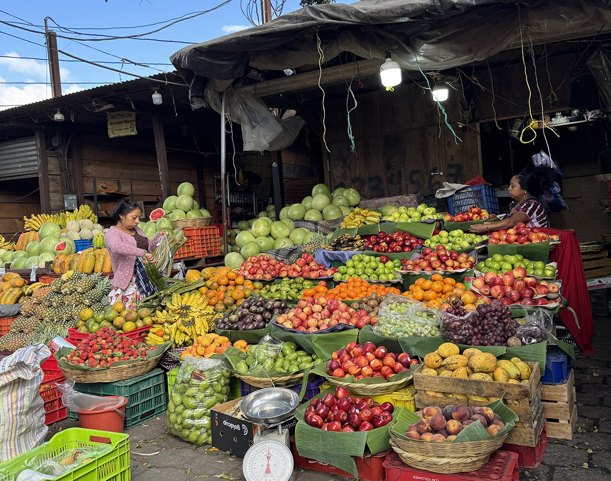mercado antigua guatemala