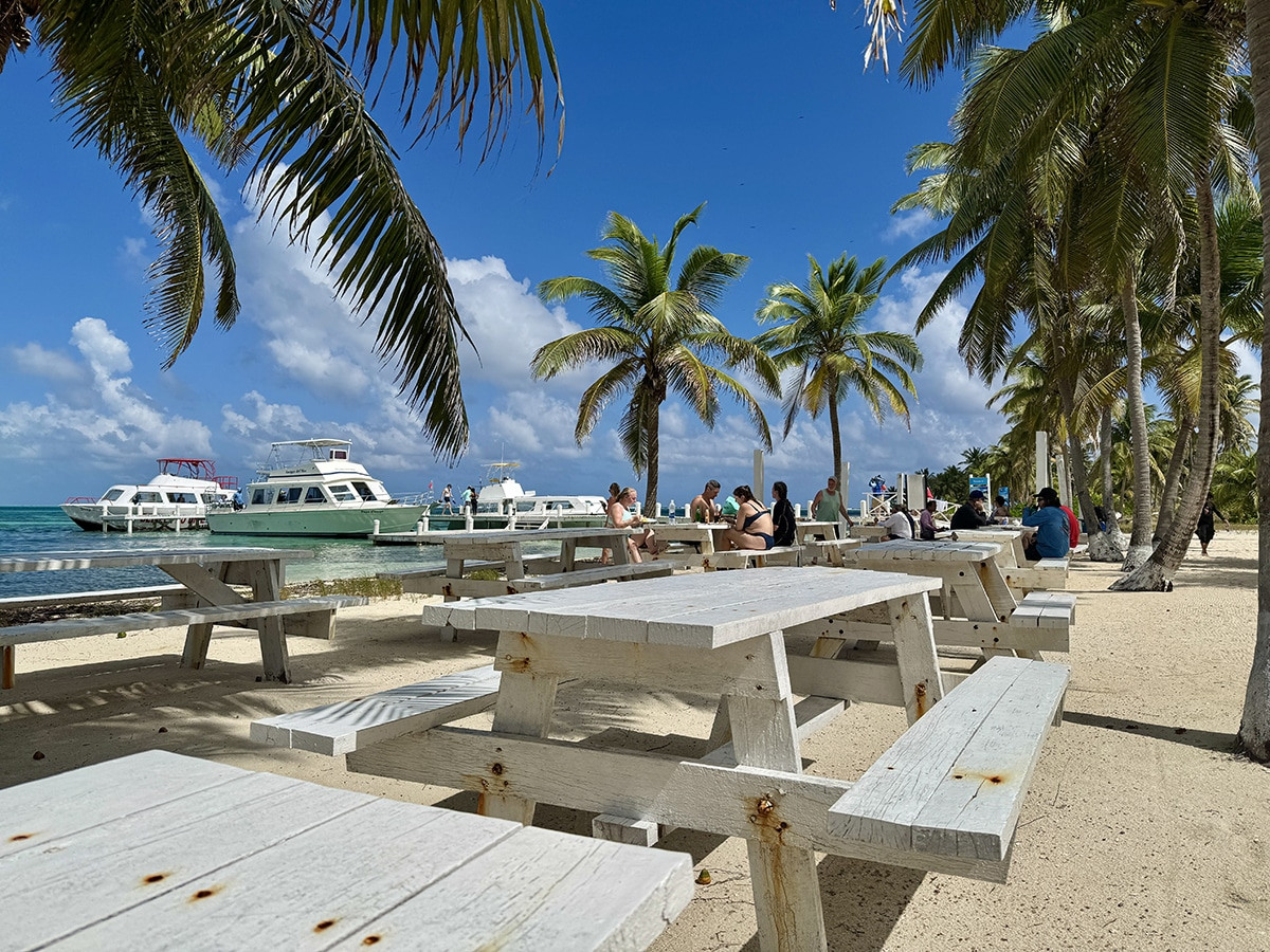 que hacer en san pedro belice