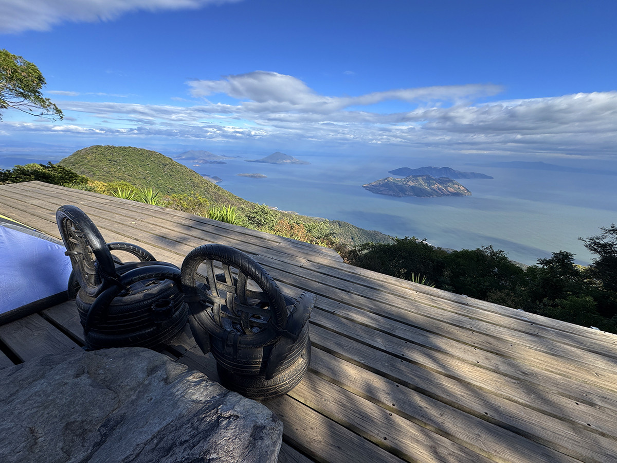 acampar en el espíritu de la montaña el salvador